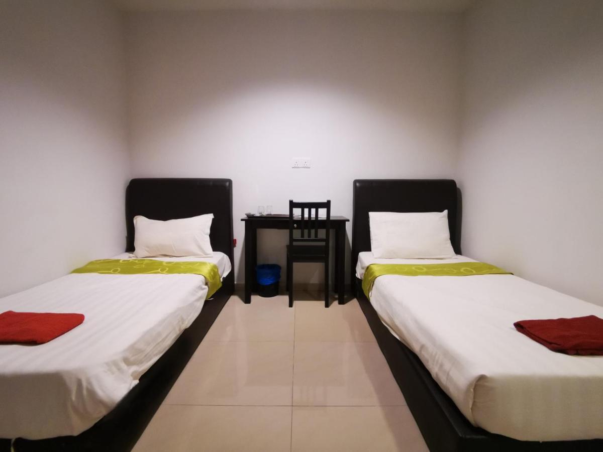Clover Hotel Port Dickson Exterior foto